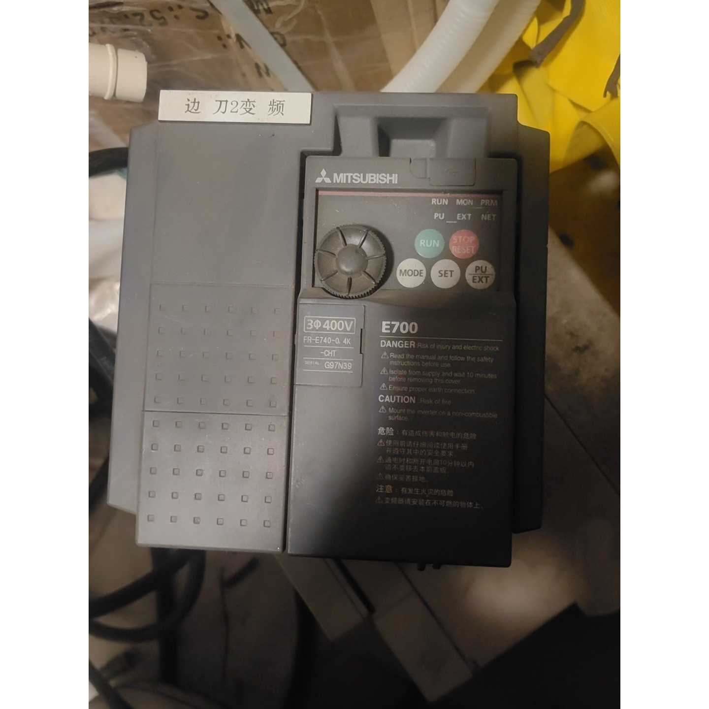 议价三菱FR-F740-0.4K变频器，三菱400W变频器拆机下
