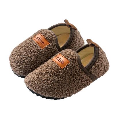 顺美芊室内儿童地板鞋