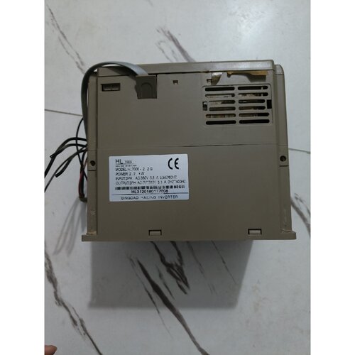 议价海菱HL70002.2G变频器380V2维修