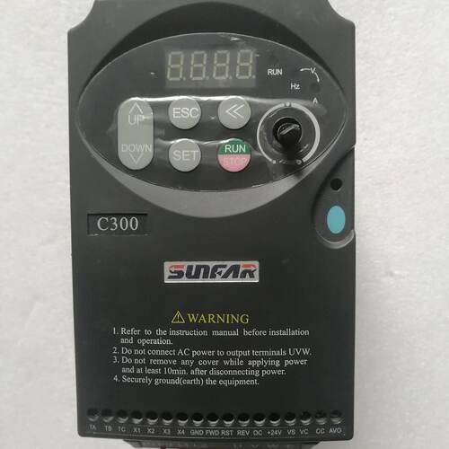 SUNFAR四方变频器C300-2S0007 图