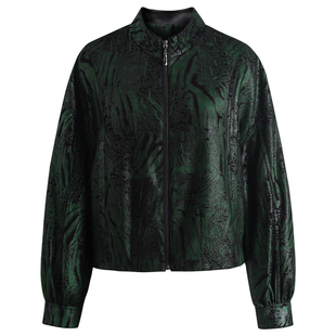 海宁真皮皮衣女短款宽松外套2025春秋新款绿色时尚印花绵羊皮机车