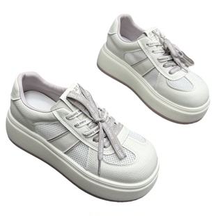 双鞋带真皮网面小白鞋女2026夏新款厚底增高透气轻便舒适运动板鞋