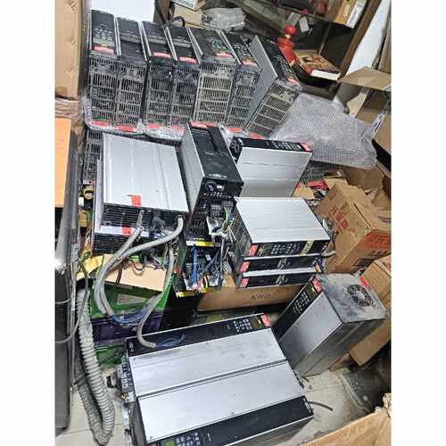 询价-丹佛斯变频器VLT5000才31台成色