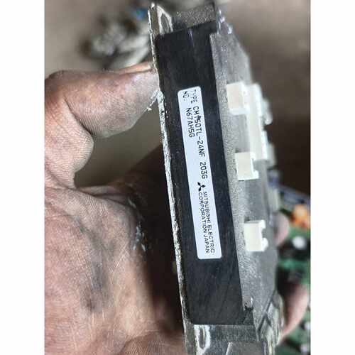下单前咨询三菱CM150TL-24NF模块，原装拆机，实物拍摄，外观成