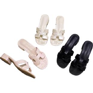 3cm粗跟h家拖鞋女外穿夏2026新款沙滩绸缎高跟凉拖鞋休闲一字凉鞋