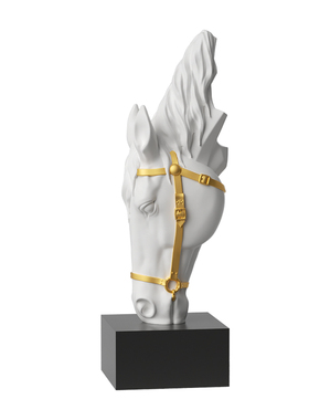 现代高级感马头雕塑摆件