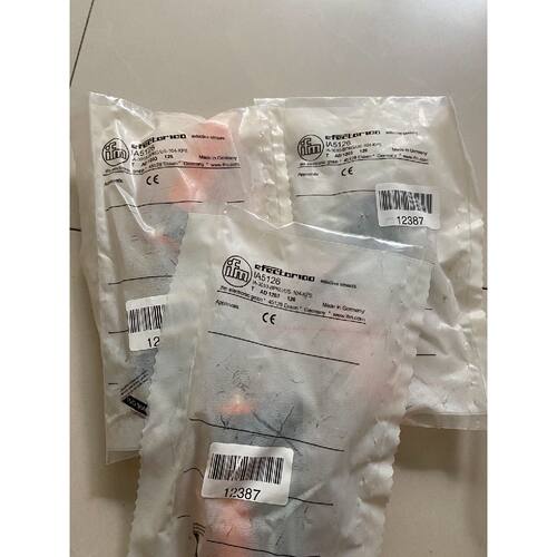 询价下单IA5126 易福门 接近开关 可开发票
