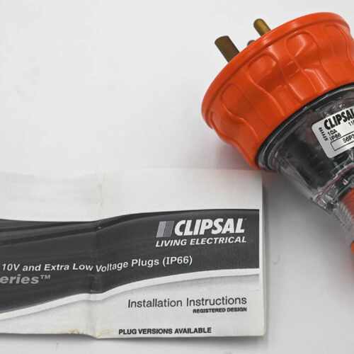 CLIPSAL 56P3/110 STRAIGHT PLUG 3 PIN 10A - LOT OF 2PCS