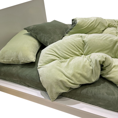 裸睡加厚保暖牛奶绒四件套简约风