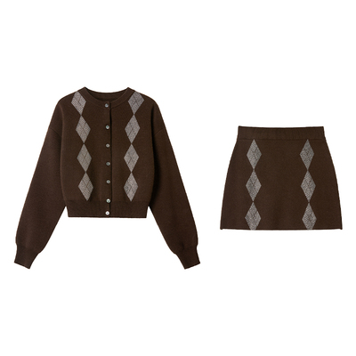 Uena棕色菱形格纹开衫半身裙套装