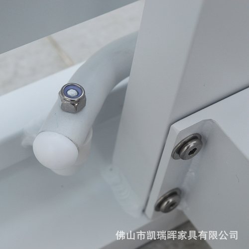 新型北欧简约户外躺椅室外躺椅泳池休闲庭院家具沙滩躺酒店铝管