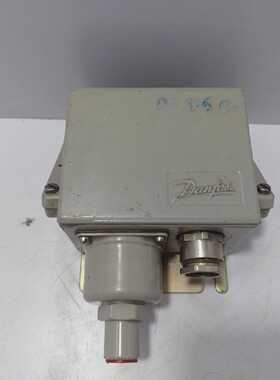 Danfoss KPS 33 Pressure Switch 060-3104
