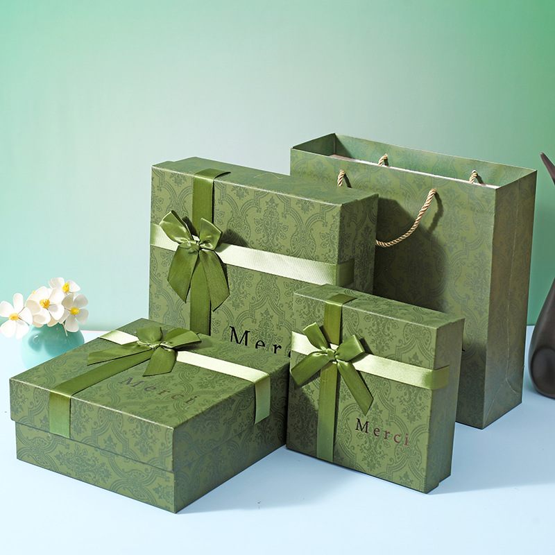 复古绿正方形生日礼品盒情人节手蝴蝶结伴礼物礼盒空盒子礼包装盒