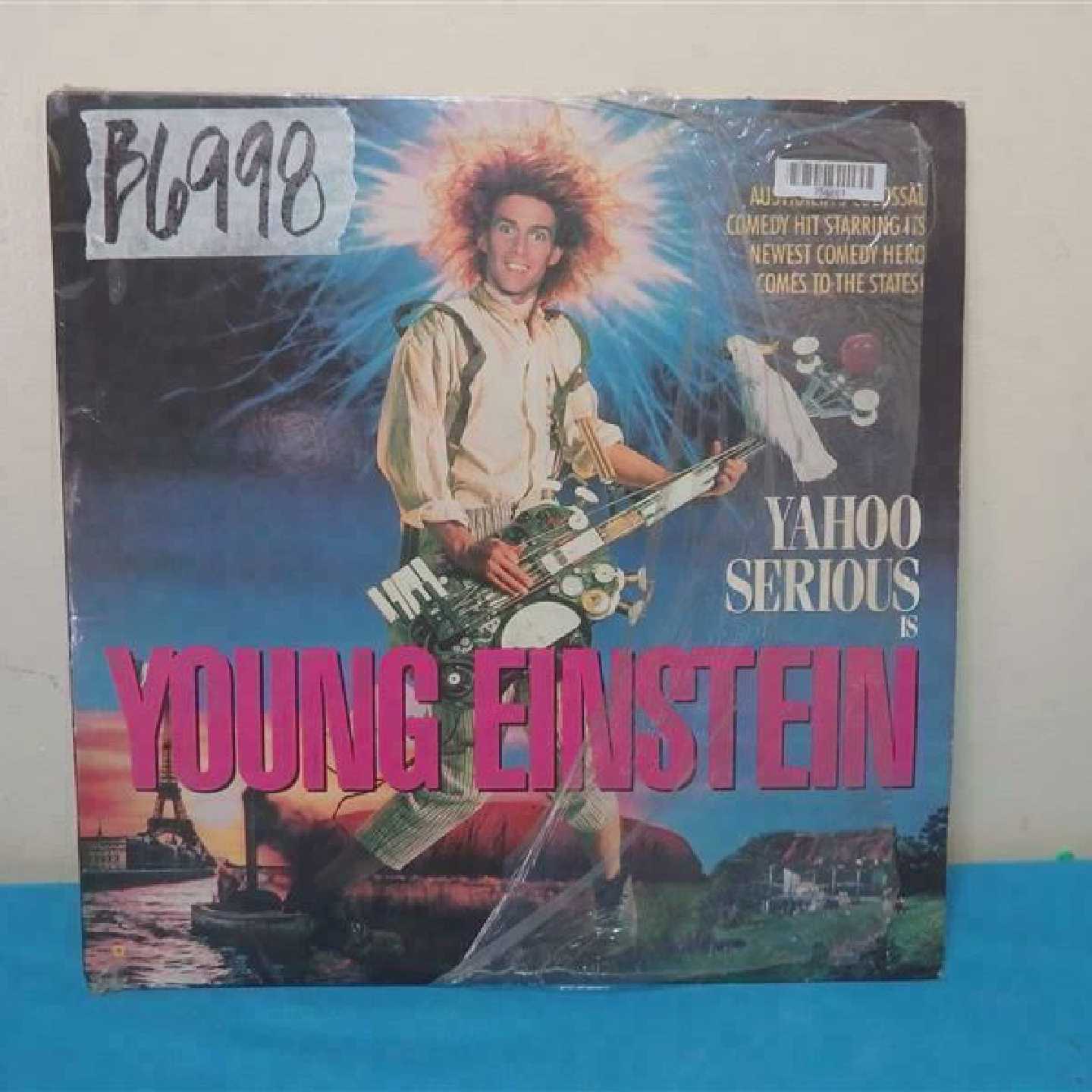Yahoo Serious is Young 爱因斯坦