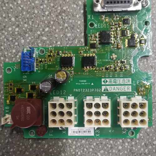 议价施耐德变频器ATV61-71系列690V风机分配卡VZ3F1113 PN072323P