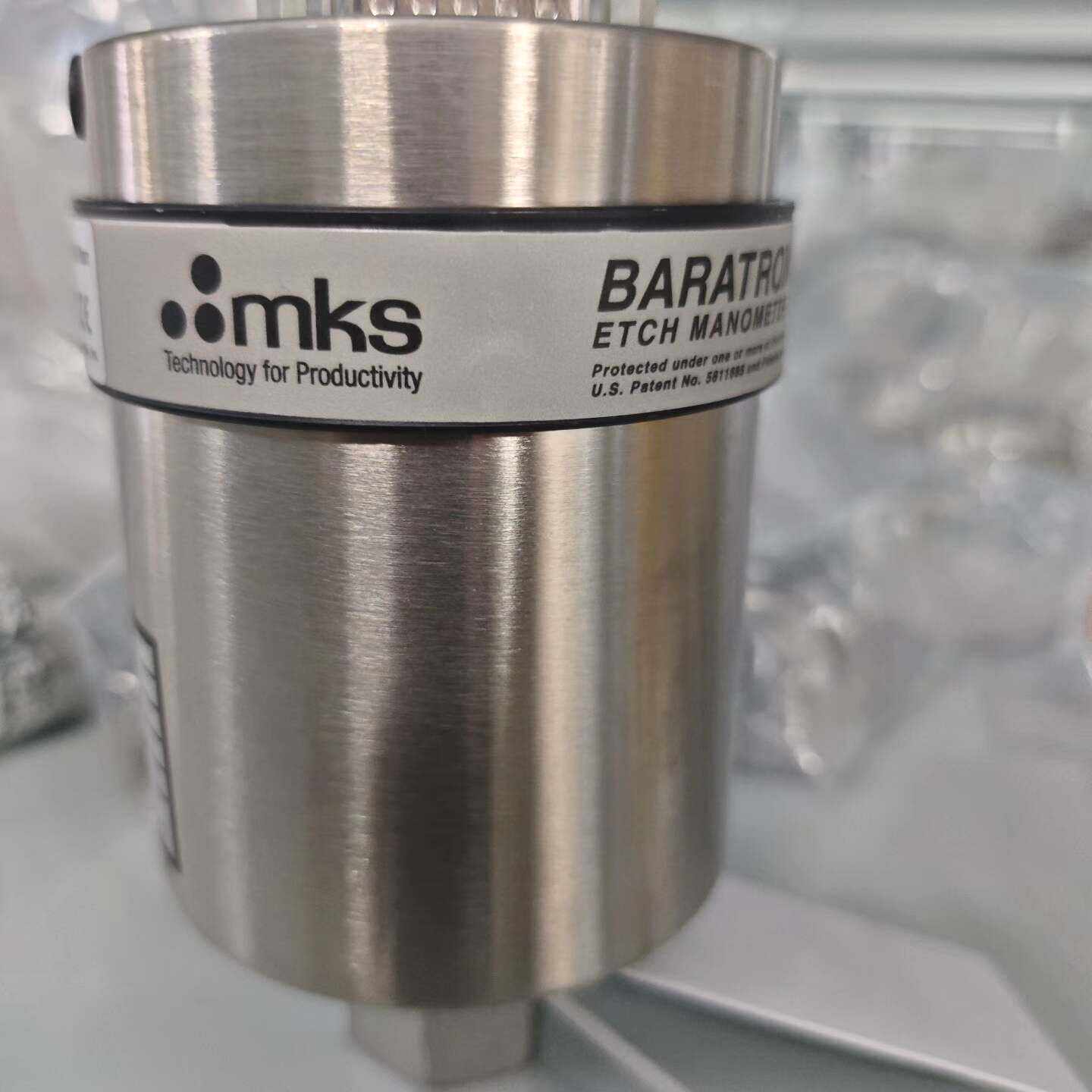 MKS BARATRON真空计，型号E28B-24565，量—议价