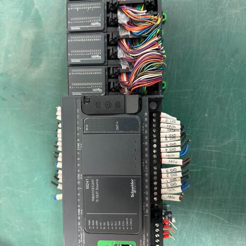 议价原装拆机施耐德PLC，TM241CEC24T维修