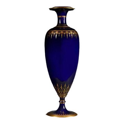 法国塞弗尔瓷器鎏金摆件大花瓶