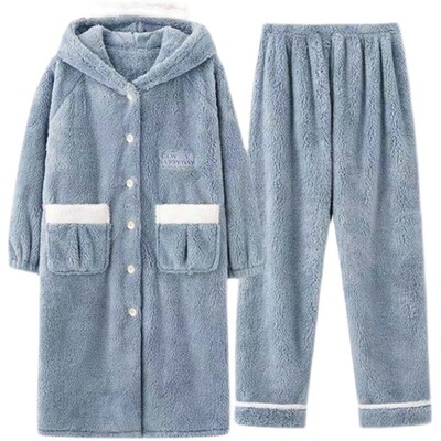 可爱卡通鲨鱼套装女珊瑚绒大码