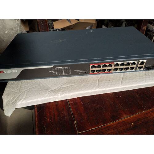 【请询价】海康威视16口交换机DS3E0318PS工业级