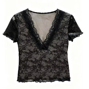 花边领低胸杏色短袖t恤女2025新款夏季修身漂亮深v领蕾丝提花上衣