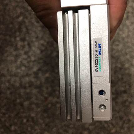 议价亚德滑台气缸HLQ12X20SAS一台，，如