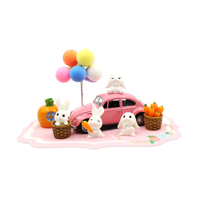 呆萌小兔公仔汽车摆件小巧细致