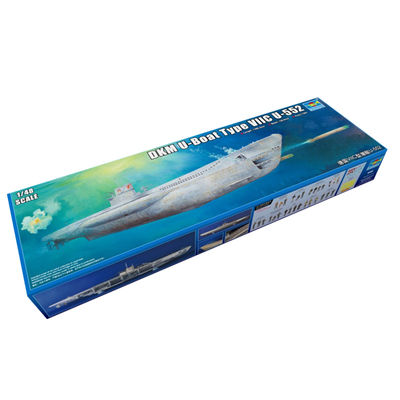 小号手1/48拼装潜艇模型全内构