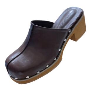 小池在首尔2023东大门秋季圆头中口粗高跟铆钉包头半拖鞋休闲女鞋