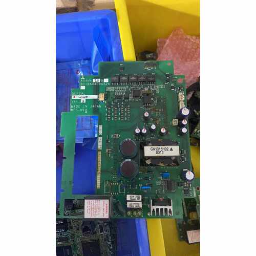 询价-A54MA7.5B变频器驱动板BC186A409G可维修