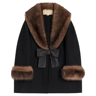 秦岚春晚同款风衣外套大衣针织衫打底衫上衣皮裤休闲裤子2026马年