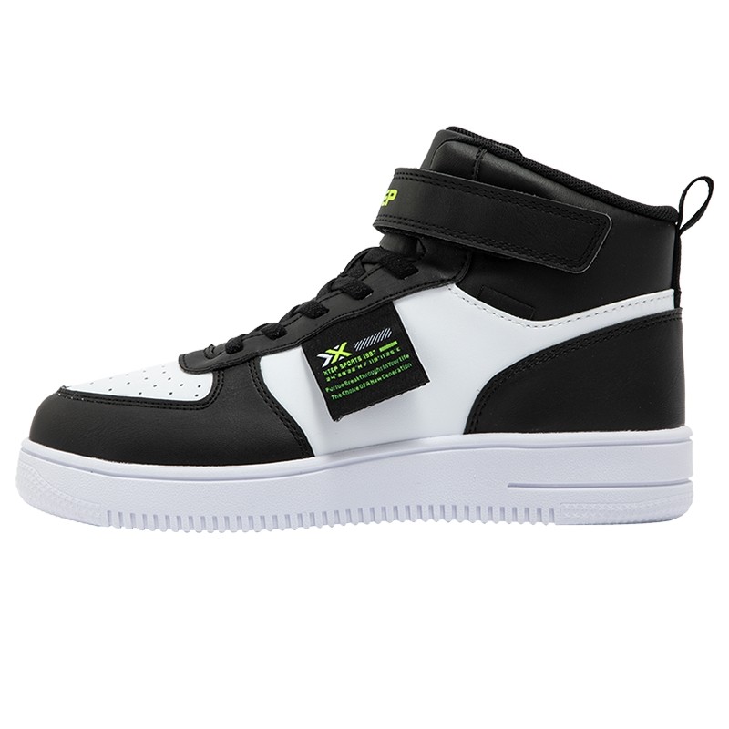 特步儿童秋冬童鞋男童鞋女童板鞋运动鞋休闲鞋男孩鞋子棉鞋熊猫鞋