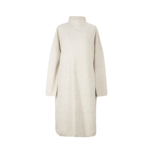 素芭简约百搭毛衫连衣裙女冬季立体绞花设计时尚直筒长裙子SF0769