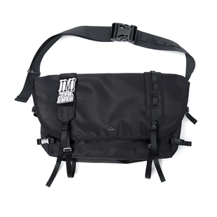 iMipack 男生斜挎包大容量机能工装背包单肩女日系通勤邮差包电脑