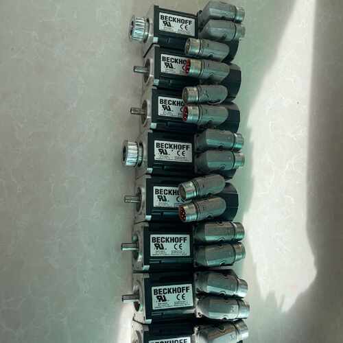 BECKHOFF伺服马达AM3021-0C01-0000 0.32kw，，全部图