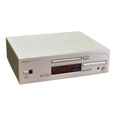 二手安桥C-725100V发烧CD机