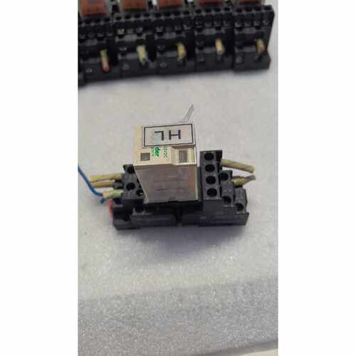 下单前咨询Schneider Electric RXZE2M114中间