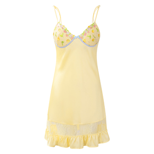 NoirTease2025年春夏新款性感丝质薄款睡裙女士胸垫蕾丝吊带睡衣