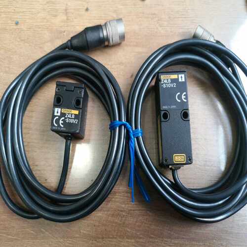议价询价产品Z4LB-S10V2现货OMRON原装感测器Z4LB-S10V2