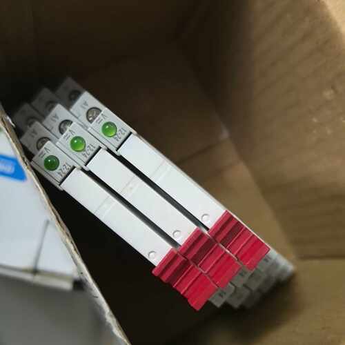 【请询价】ABB CR-S024VADC1R继电器，输入12-24V，