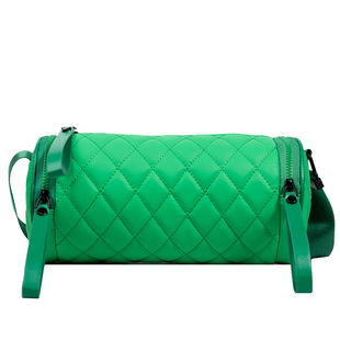 宽肩带时尚小包百搭质感圆桶菱格网红单肩高级感洋气斜挎女包绿色