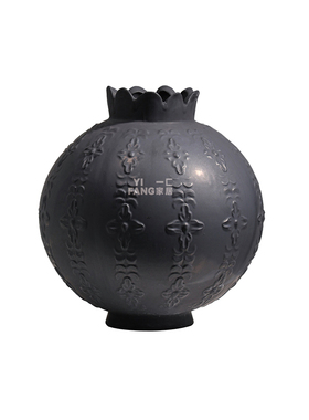一匚中古风石榴球形陶瓷插花器