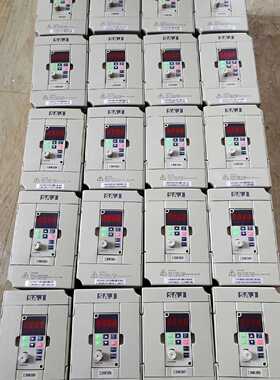 三晶变频器8000v2r2m3  2.2kw 380v拍前询价下单
