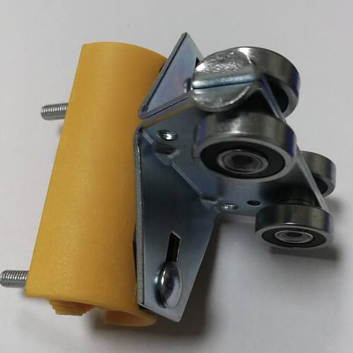 半塑C30滑轮电缆滑车c型钢导轨滑道行吊电缆线滑轮移门C30吊轮
