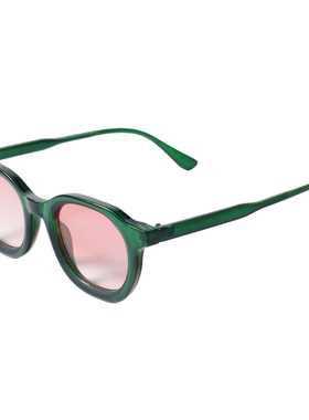 经典款型独特颜色太阳眼镜