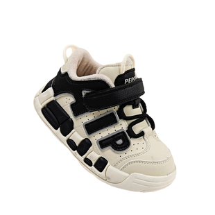 小猪班纳婴童休闲鞋冬幼童户外鞋超纤革男童女童低帮加绒保暖棉鞋