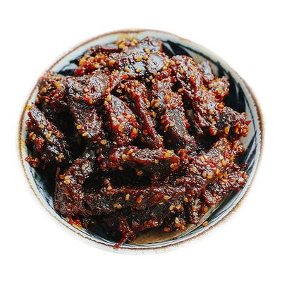 好吃到舔手指！麻辣藤椒牛肉干