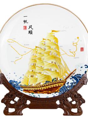 品粤广彩手绘陶瓷工艺品摆件一帆风顺新中式客厅办公室装饰随手礼