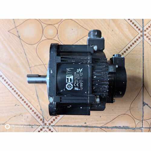 询价安川伺服电机  SGMMG-09ADC61  0.85KW