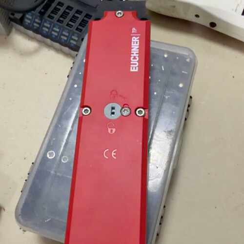 溢价-EUCHNER安士能安全门锁TP3-537A024M，没用过